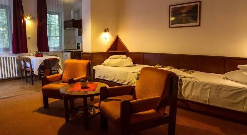 Silver Club Hotel