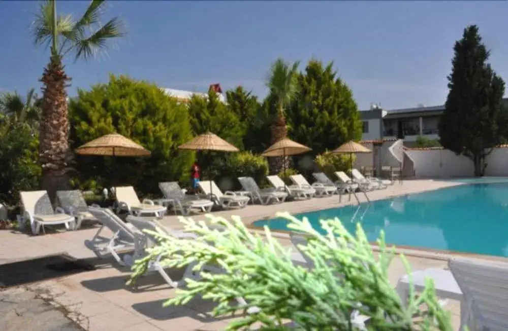 Sarsilmaz Otel