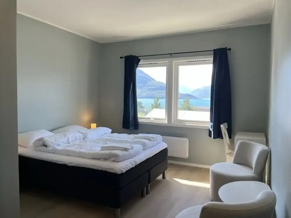 Lyngenfjord Hotel