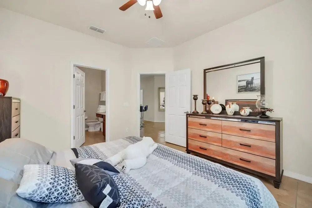 Brand NEW Garden View Condo Minutes to Disney