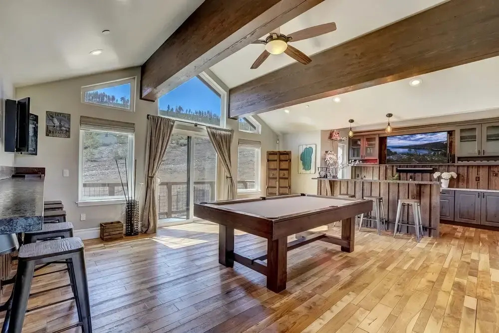 Elk Point Paradise