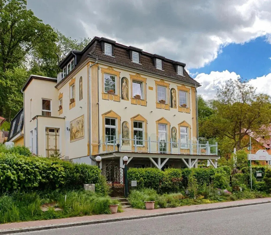 Strandhotel Buckow Resort & SPA gut-Hotels SEE