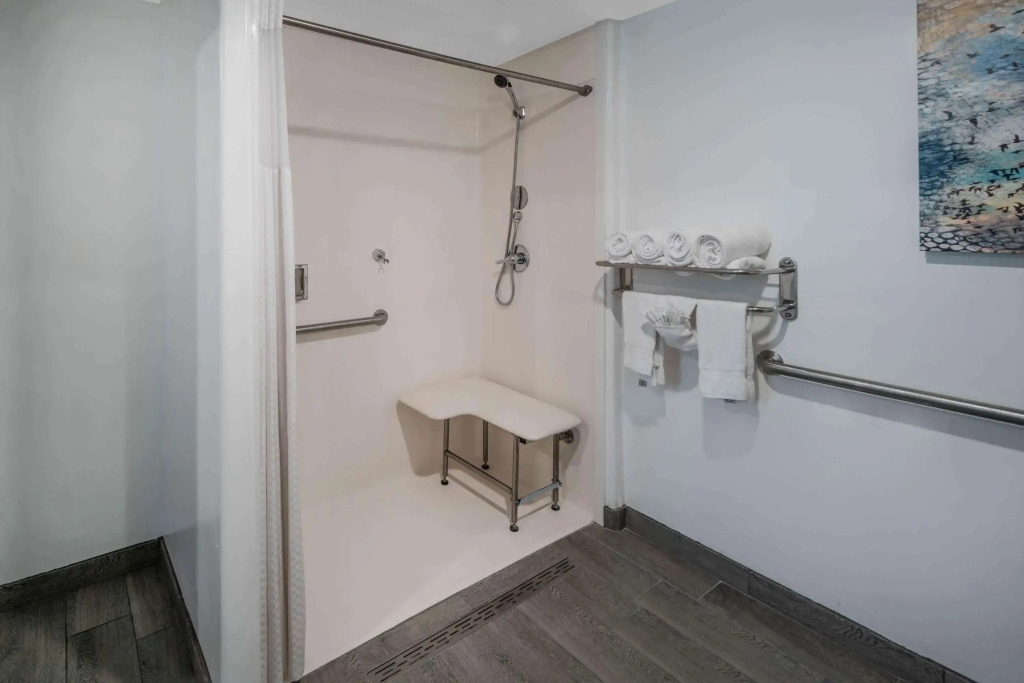 Days Inn by Wyndham Galt - Elk Grove South