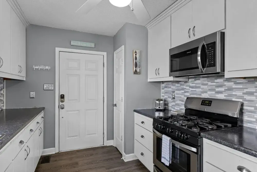 Coastal Tide 3 Bedroom Home by RedAwning