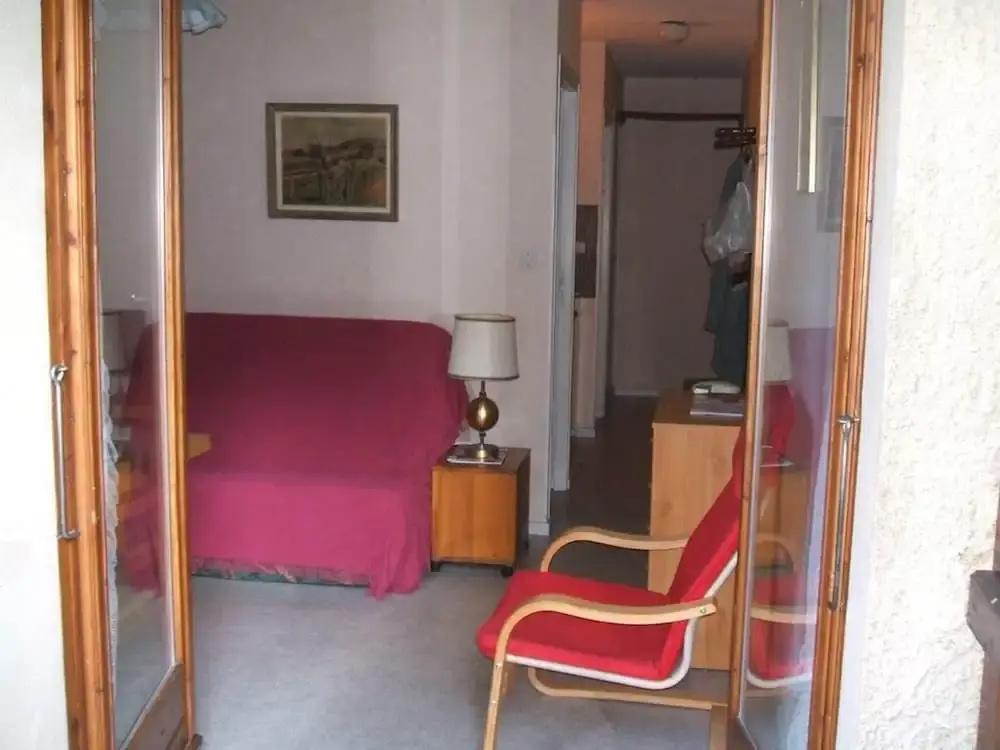 Apartment with One Bedroom in Bagnères-De-Luchon, with Wonderful Mountain View, Furnished Terrace And Wifi - 18 Km From the Slopes