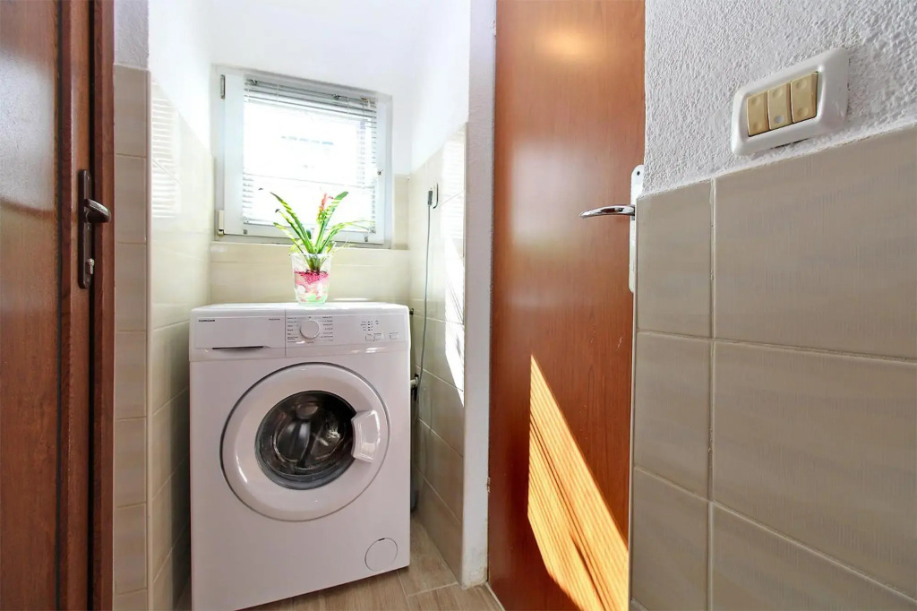 Apartment Besima 2178