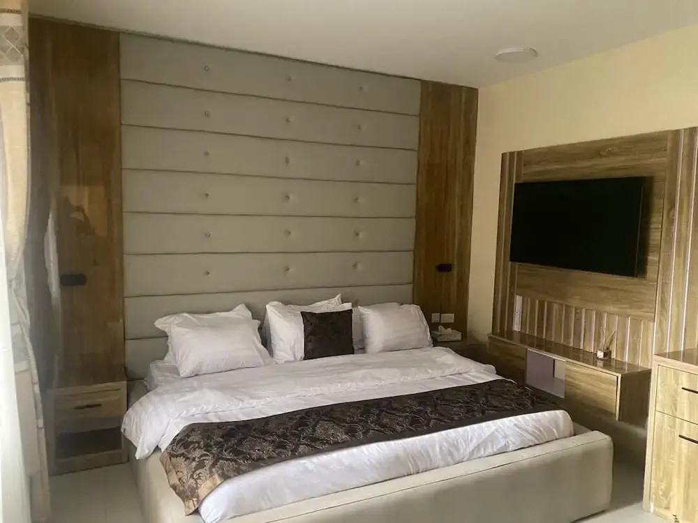 Golf Mews Inspired Living