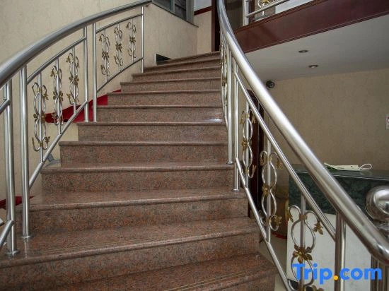 OYO Xiangshan Fairyland Business Hotel
