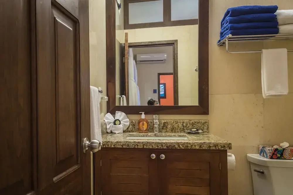 La Buena Vida Suites - Adults Only