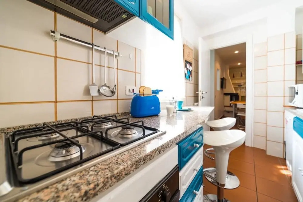 Sunny Flat With a Large Terrace Close to Vatican, Serviced by Hostmake