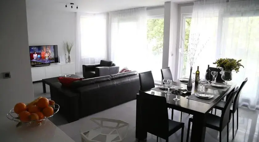 Beach Apartments Dumičić