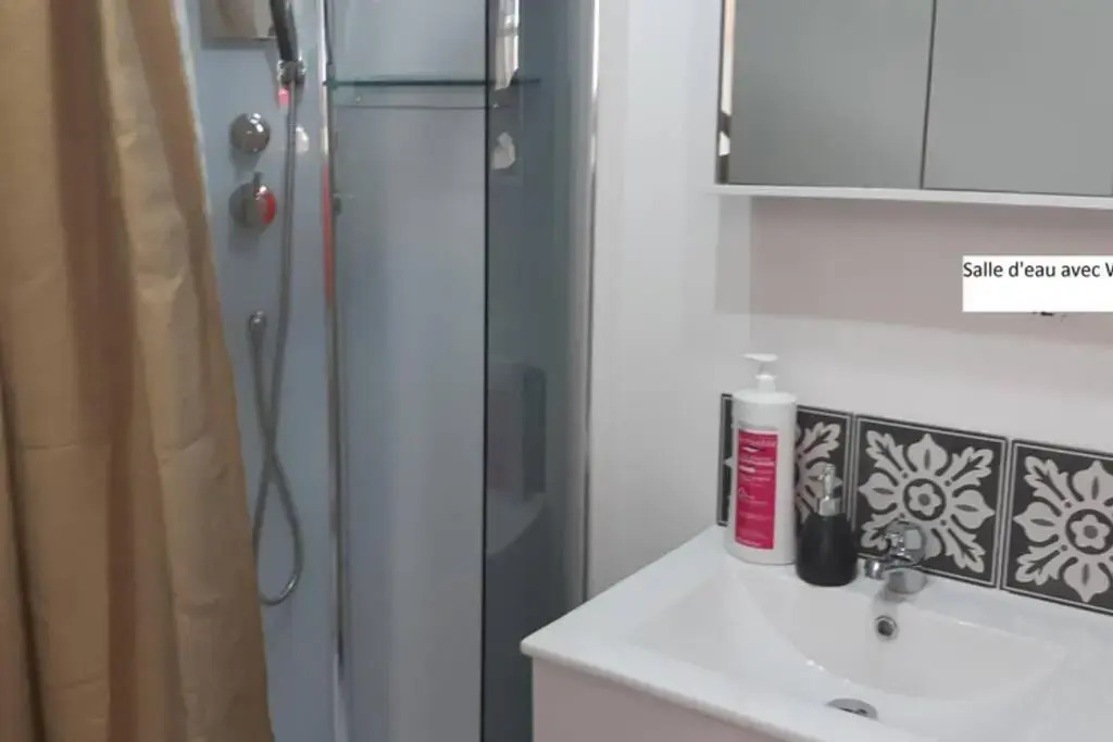 Studio avec jardin et parking privé