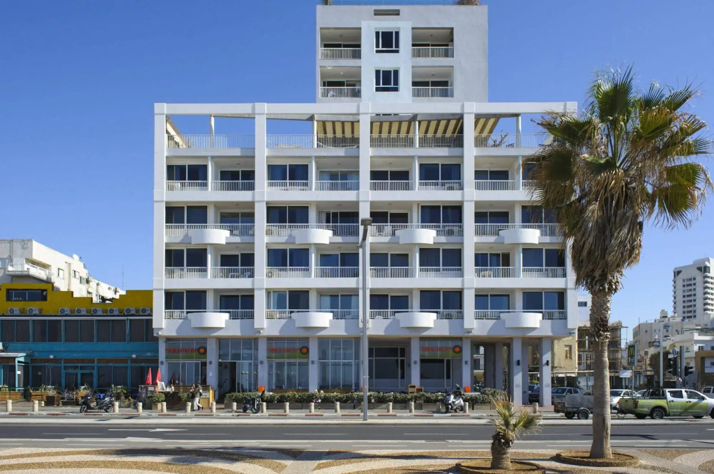 Gorgeous Suite with Ocean View TLV