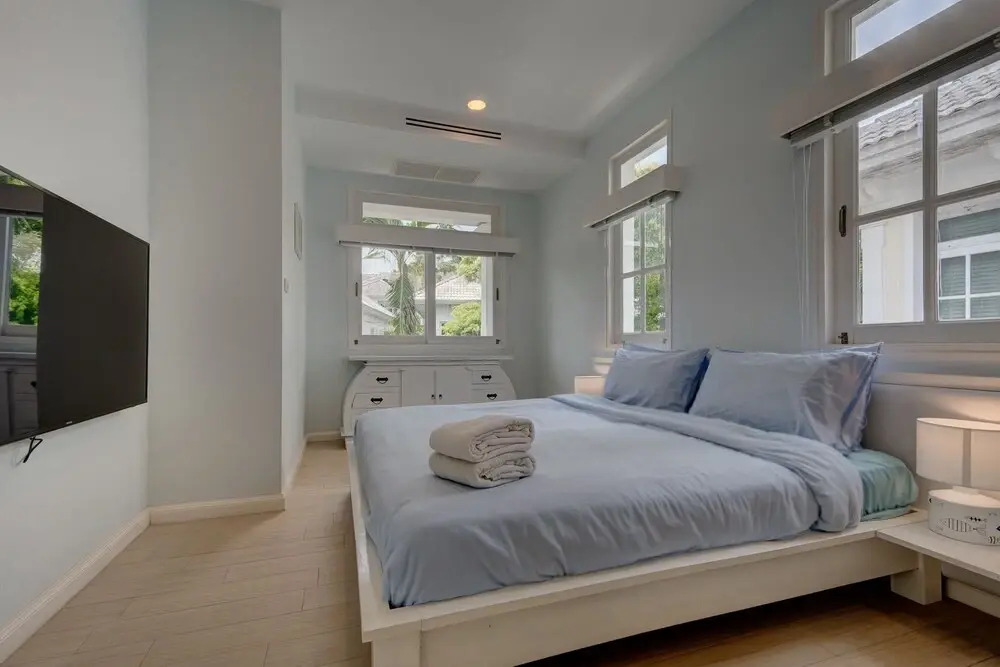 Exclusive Beachfront Villa