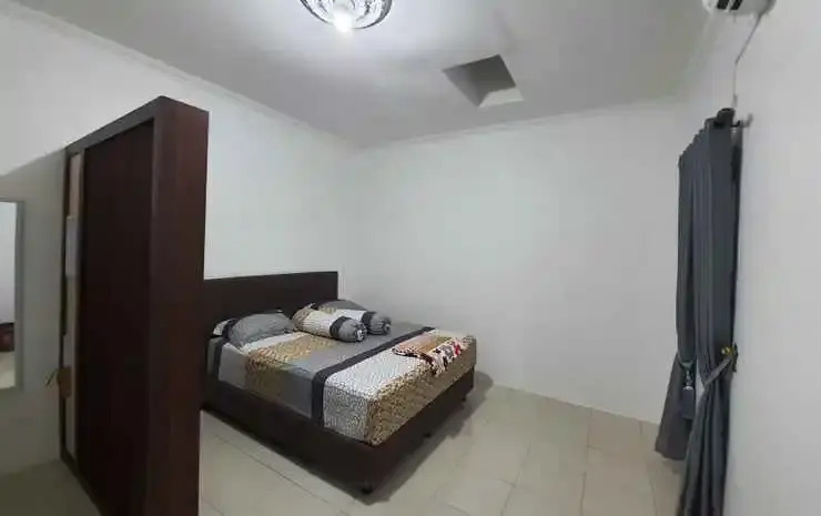 Rumah Putih Jogja Guest House
