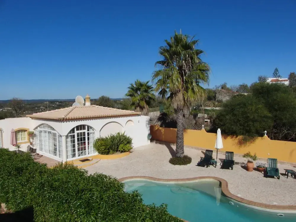 Bungalow, in the Nice Garden a Pool Also for the 2 Appartments, Very Quiet Place