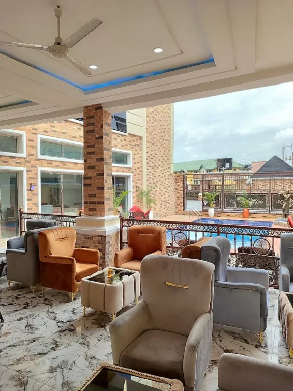 Immaculate Excellence Luxury Hotel