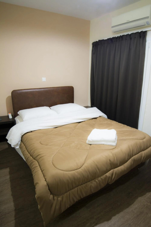 Pella Inn Hostel
