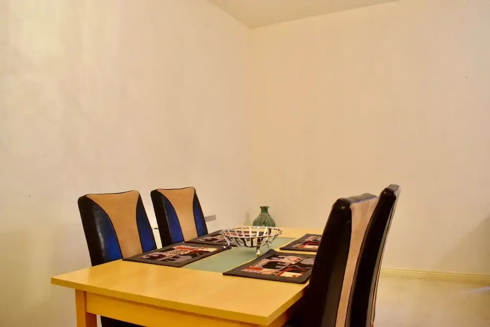 1 Bedroom Apartment Next to 3arena Sleeps 2