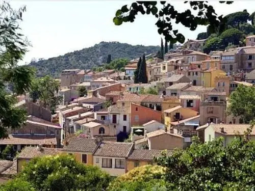 Apartment Rives De La Faviere
