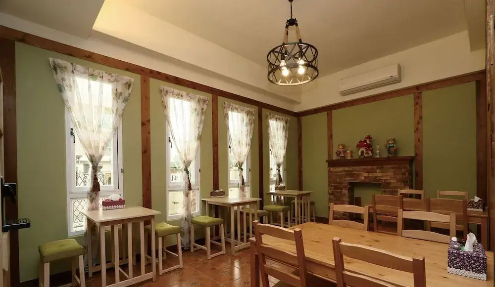 Bear Homestay