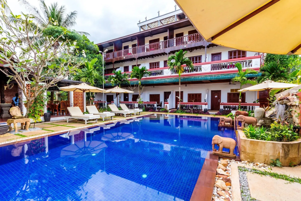 BayStone Resort