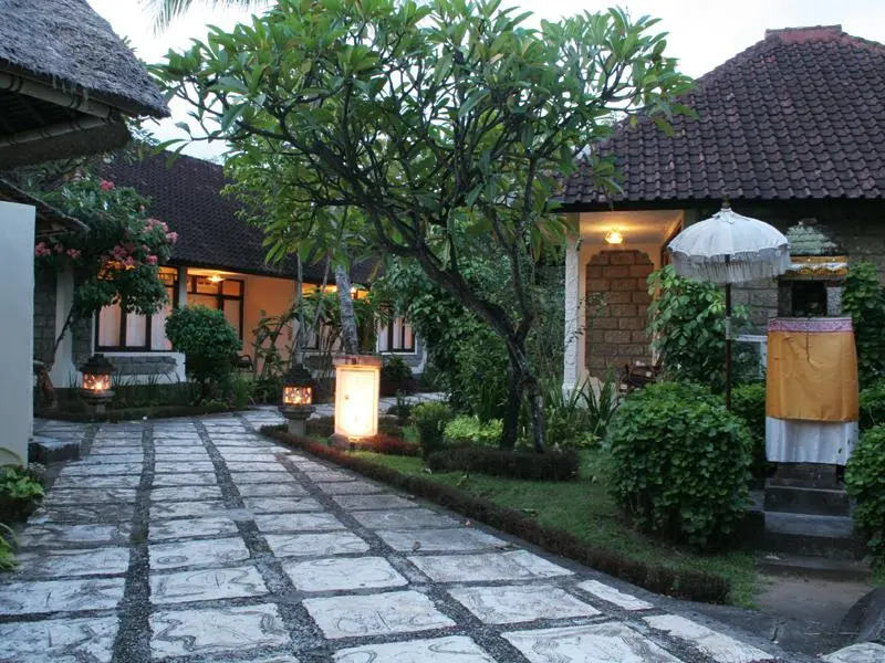 The Alit