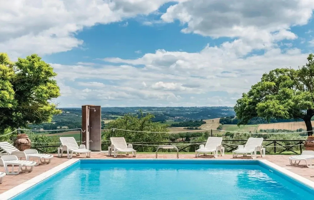 Beautiful Apartment in Castiglione D.lago PG With Wifi and Outdoor Swimming Pool