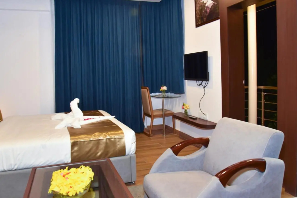 Silver Oak Hotel
