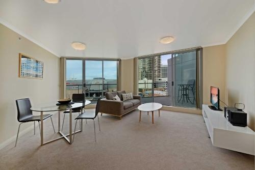 Astra Apartments Chatswood - Help Street