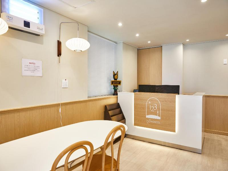 Myeongdong123hostel