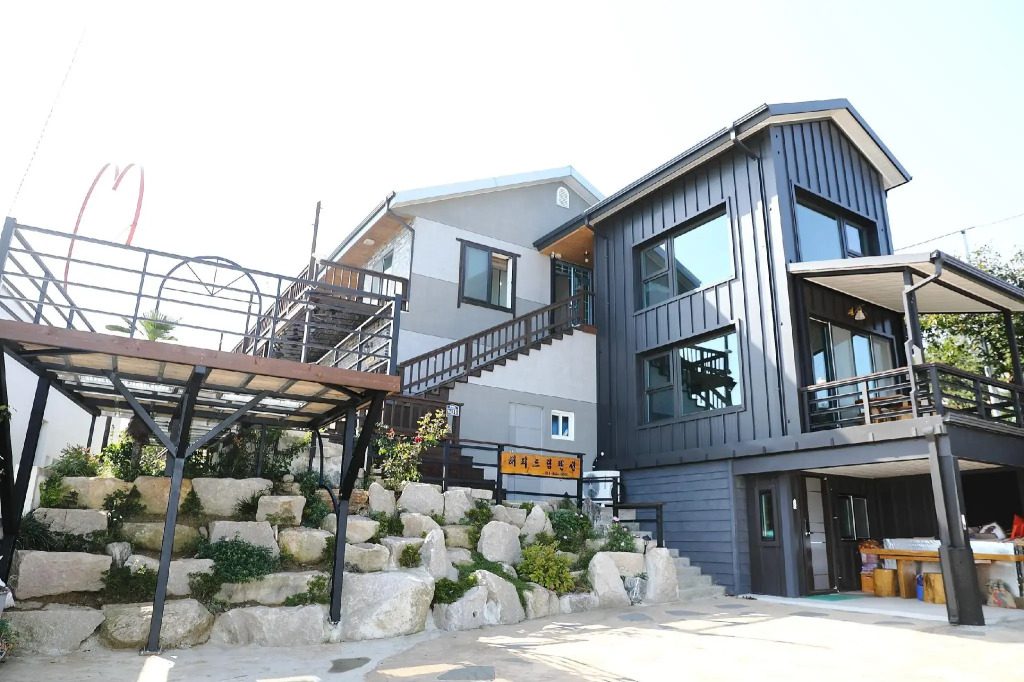 Gyeongju Happy Dream Ocean View Pension