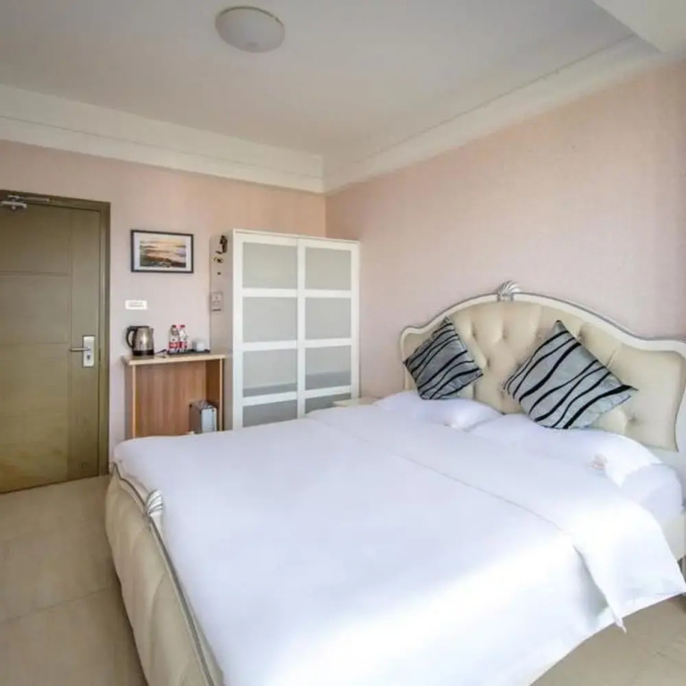Floral Hotel · Yongjia Big House hotel (Furong Ancient Village Lishui Ancient Street)