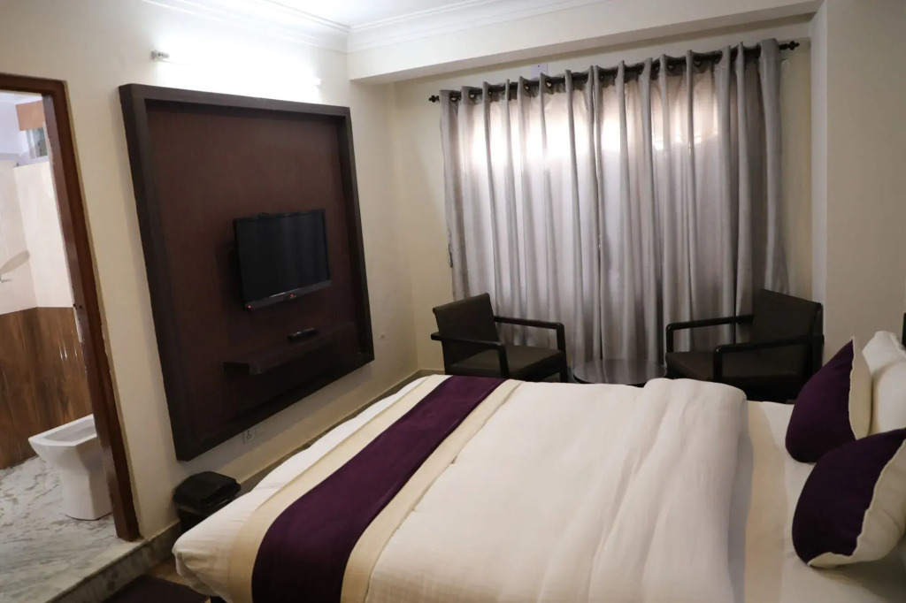 AUSFinn Hotel Metro Inn