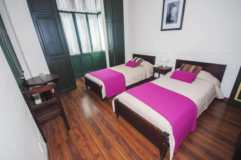 Hotel Naira