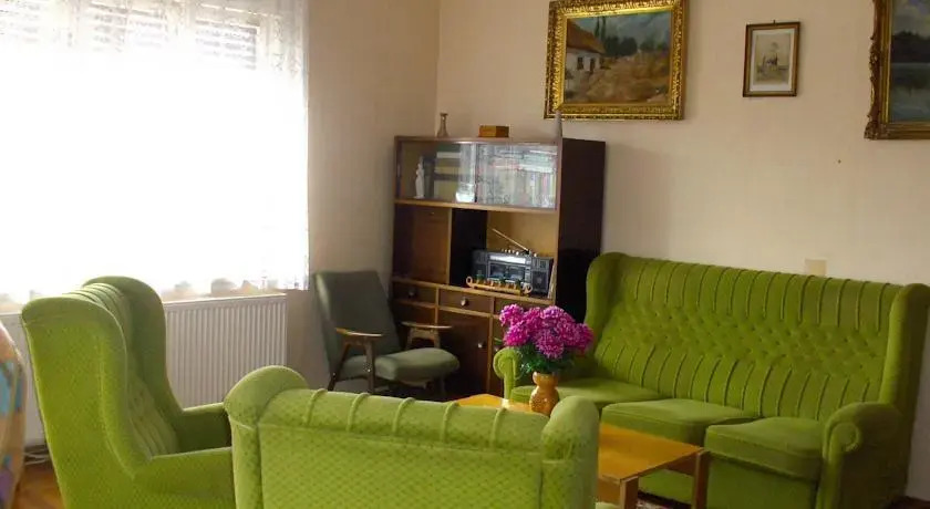 Ági Apartman