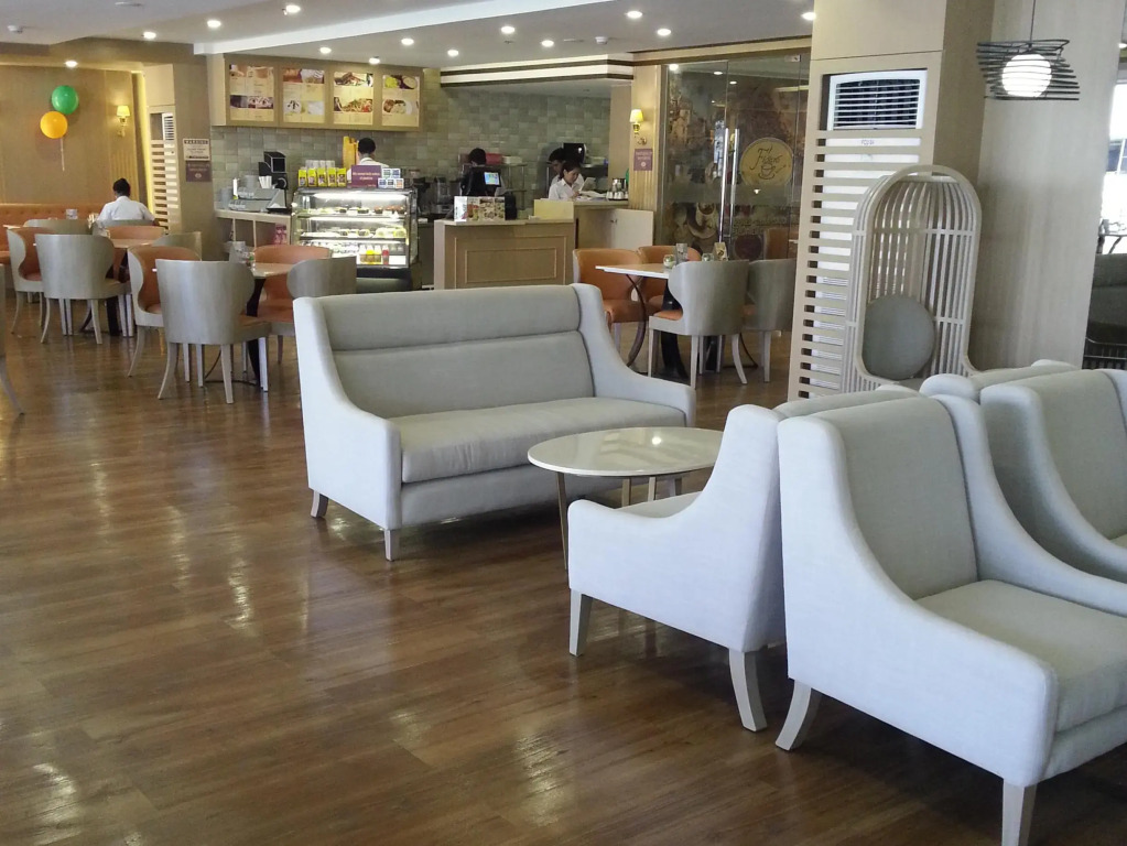 Extremeli Suites