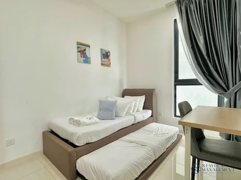 Macrolink Medini Signature Suite near Legoland by Our Stay