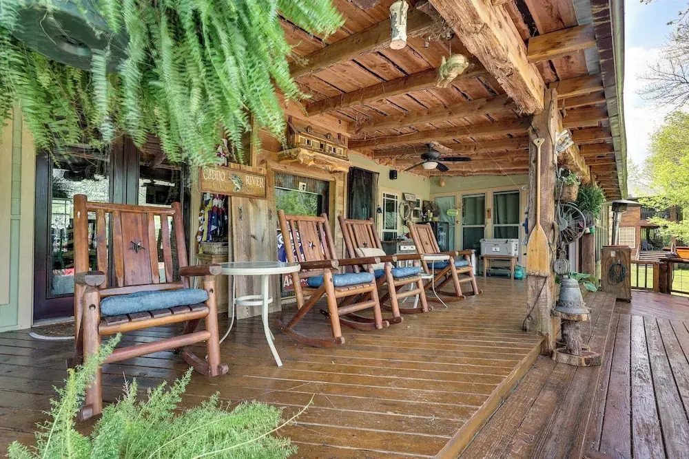 Flag Hole Riverfront Cabin Near Local Attractions