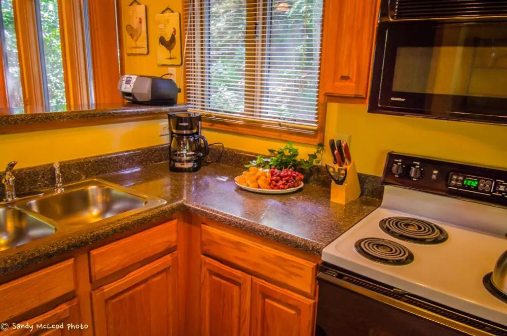Asheville Cabins of Willow Winds