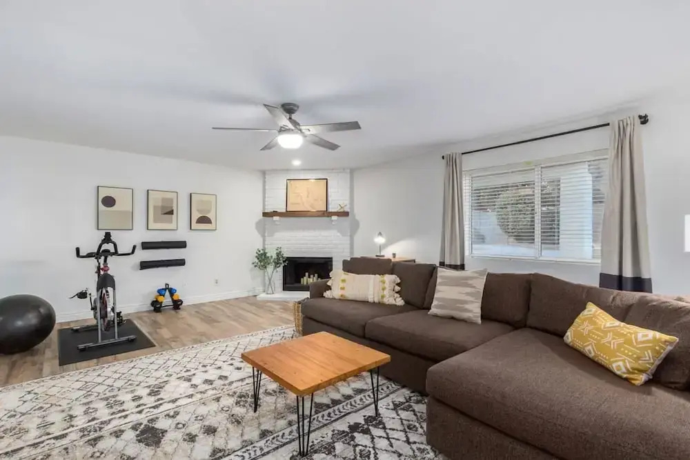 Modern Mesa Oasis Free Heated Pool Al-fresco Living