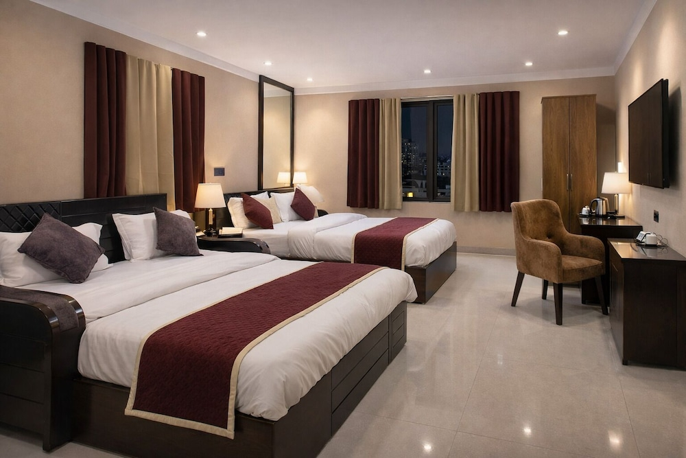 Pavitram Hotel & Banquet