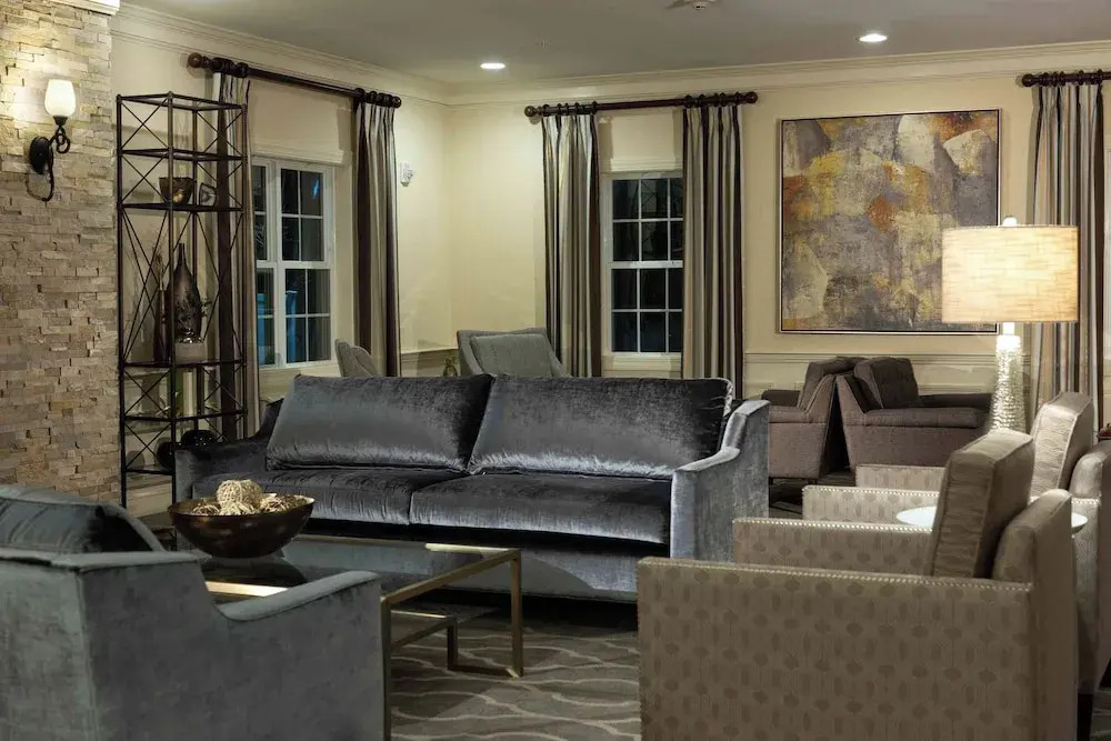 Wayside Carriage House Inn