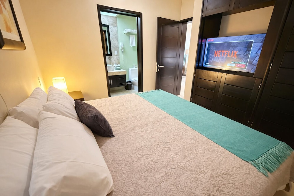ELFARO 204SURF by Dream Playa Management