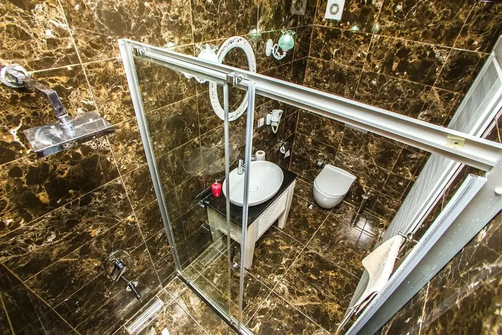 Yalim Hotel