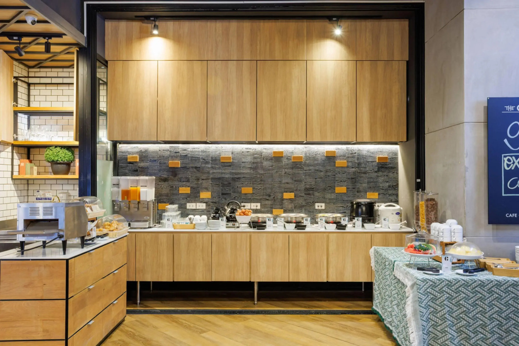 Days Inn by Wyndham Patong Beach