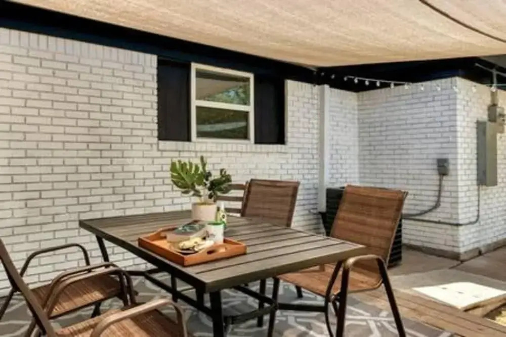Cozy Spacious Allergy Friendly Retreat - 4BR