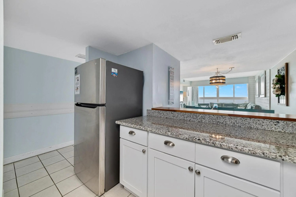 Edgewater West 73 2 Bedrooms 2 Bathrooms Condo