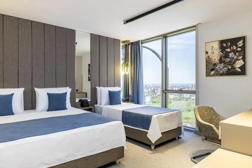 Rossi Luxury Hotel