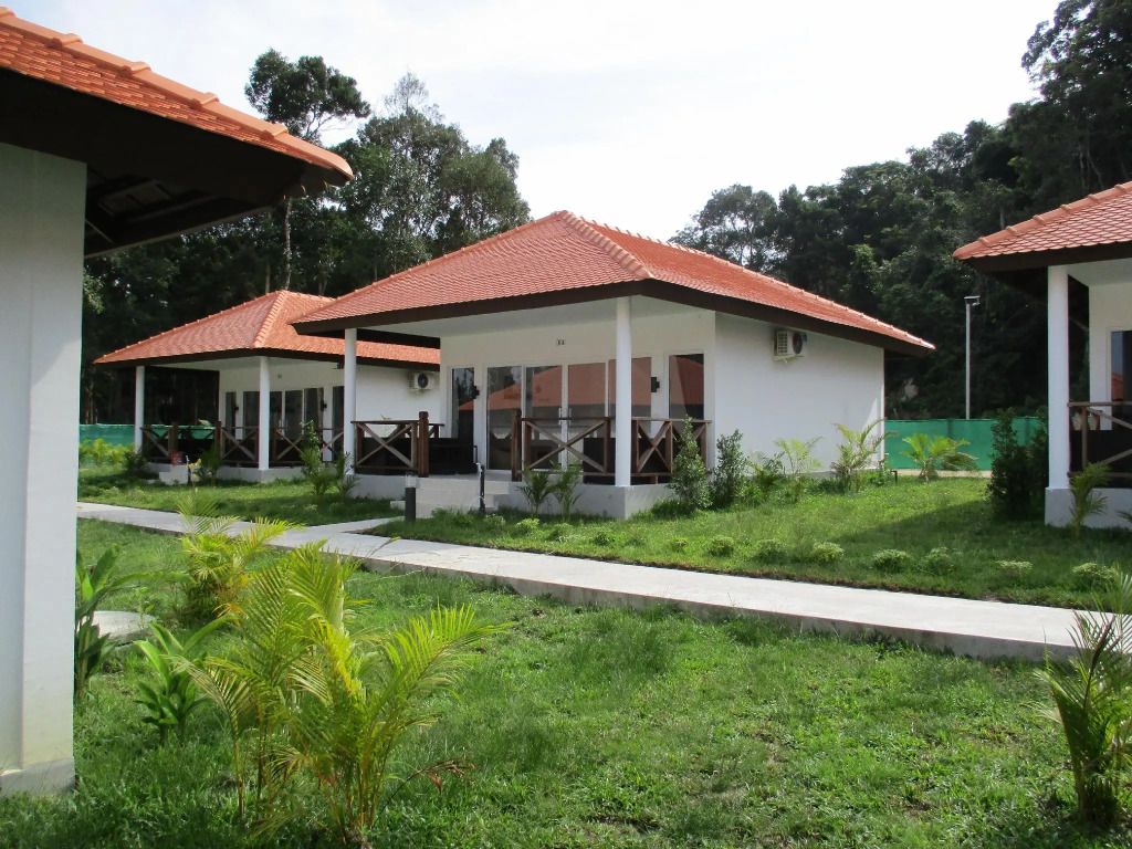 Saracen Bay Resort